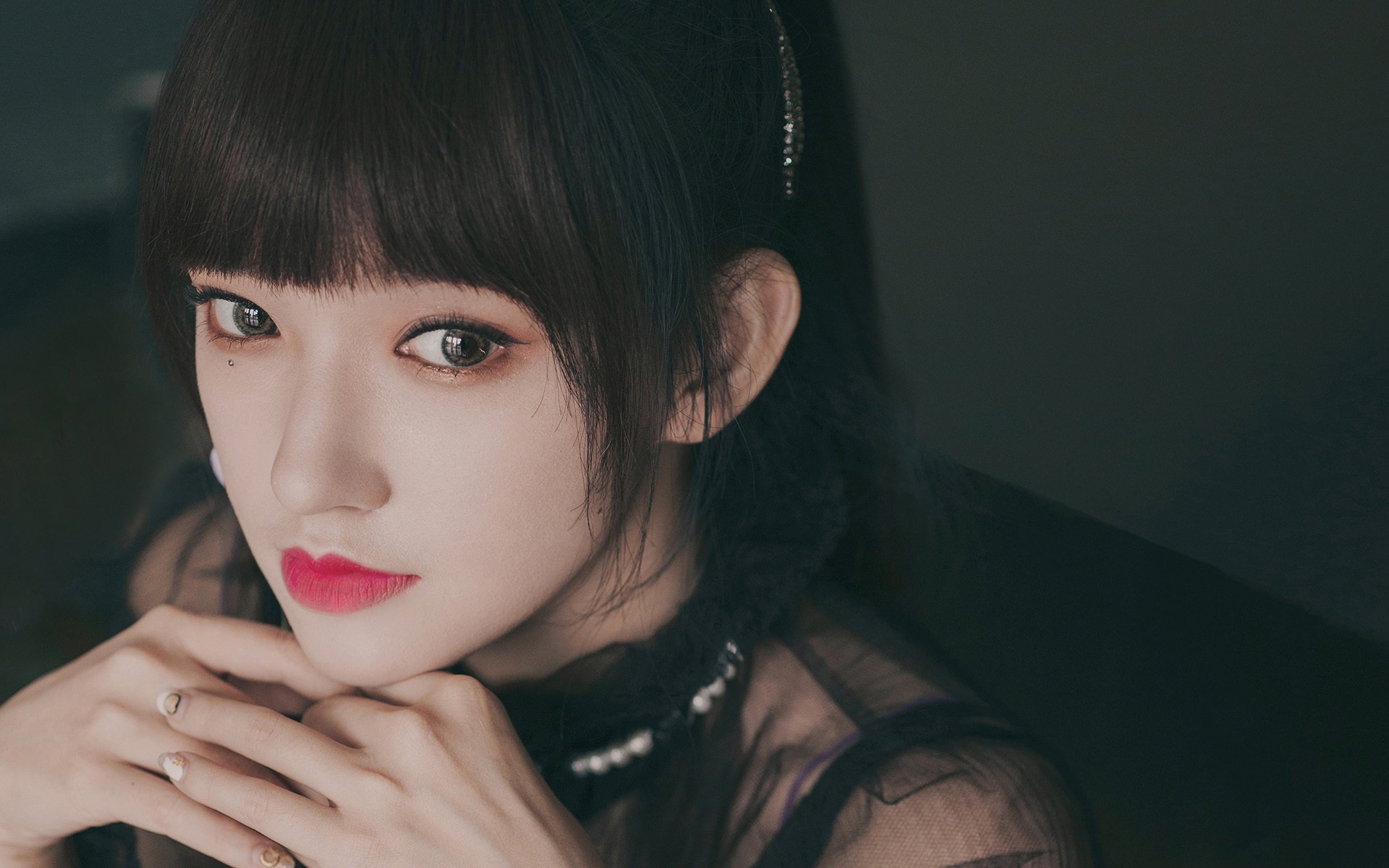 爱游戏-佛罗伦萨主场再遭尴尬失利，保级形势岌岌可危，佛罗伦萨球场