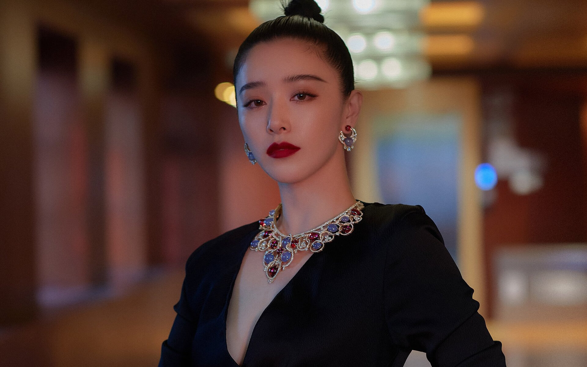 爱游戏体育（AYX）官方APP下载-世界划手会师成都，共绘湖上竞技图